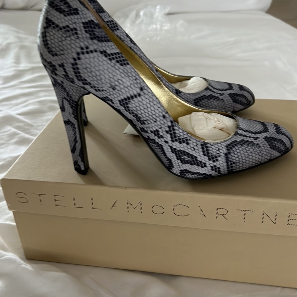 New Stella McCartney Python Paint Point Toe - Picture 4 of 6
